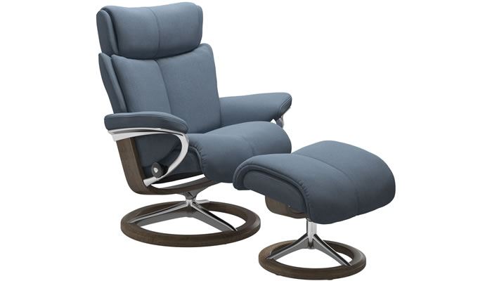 Stressless® Magic Recliner with Signature Base & Stool (Large)